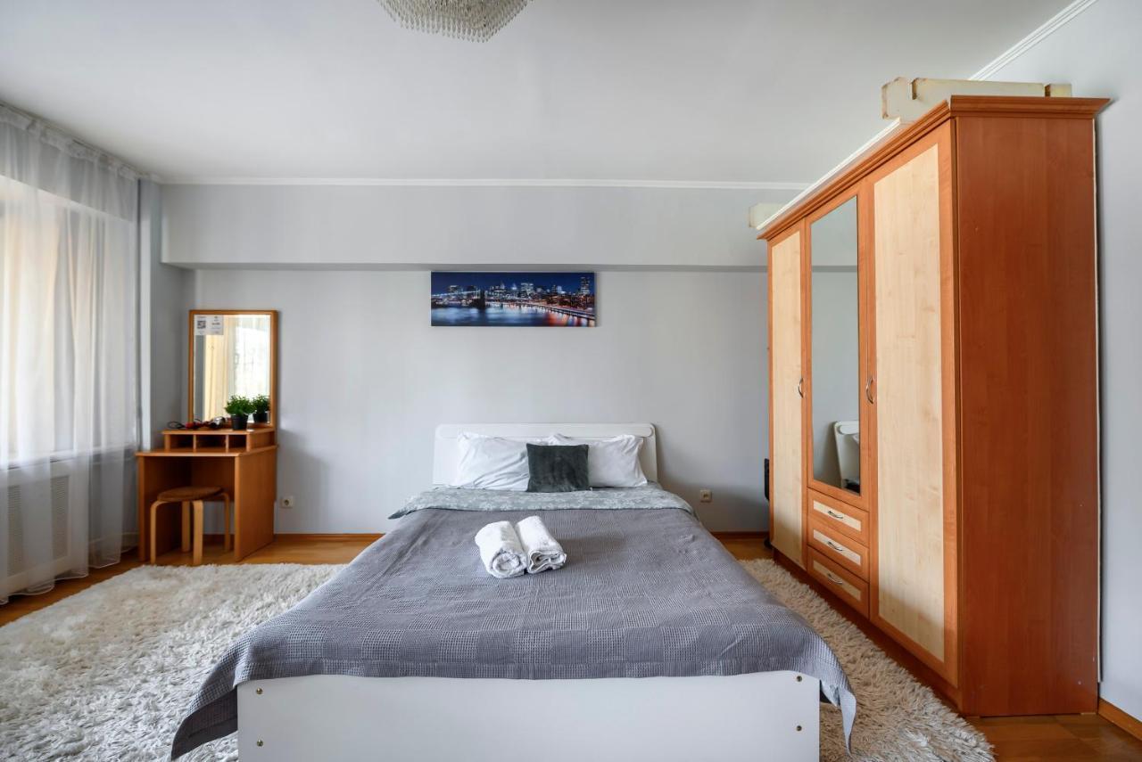 Самал на проспекте Ленина Apartment Алма Ата Екстериор снимка