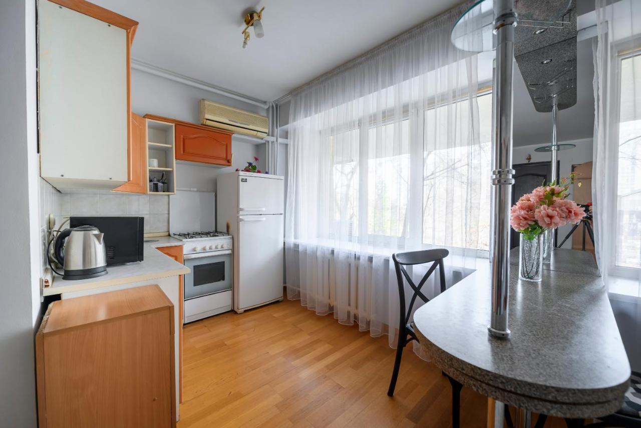 Самал на проспекте Ленина Apartment Алма Ата Екстериор снимка