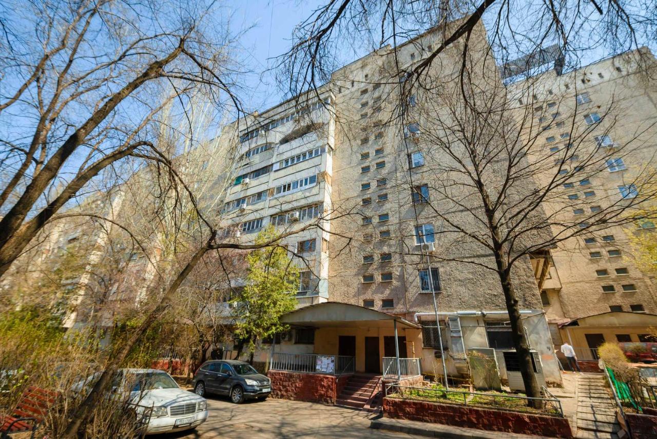 Самал на проспекте Ленина Apartment Алма Ата Екстериор снимка